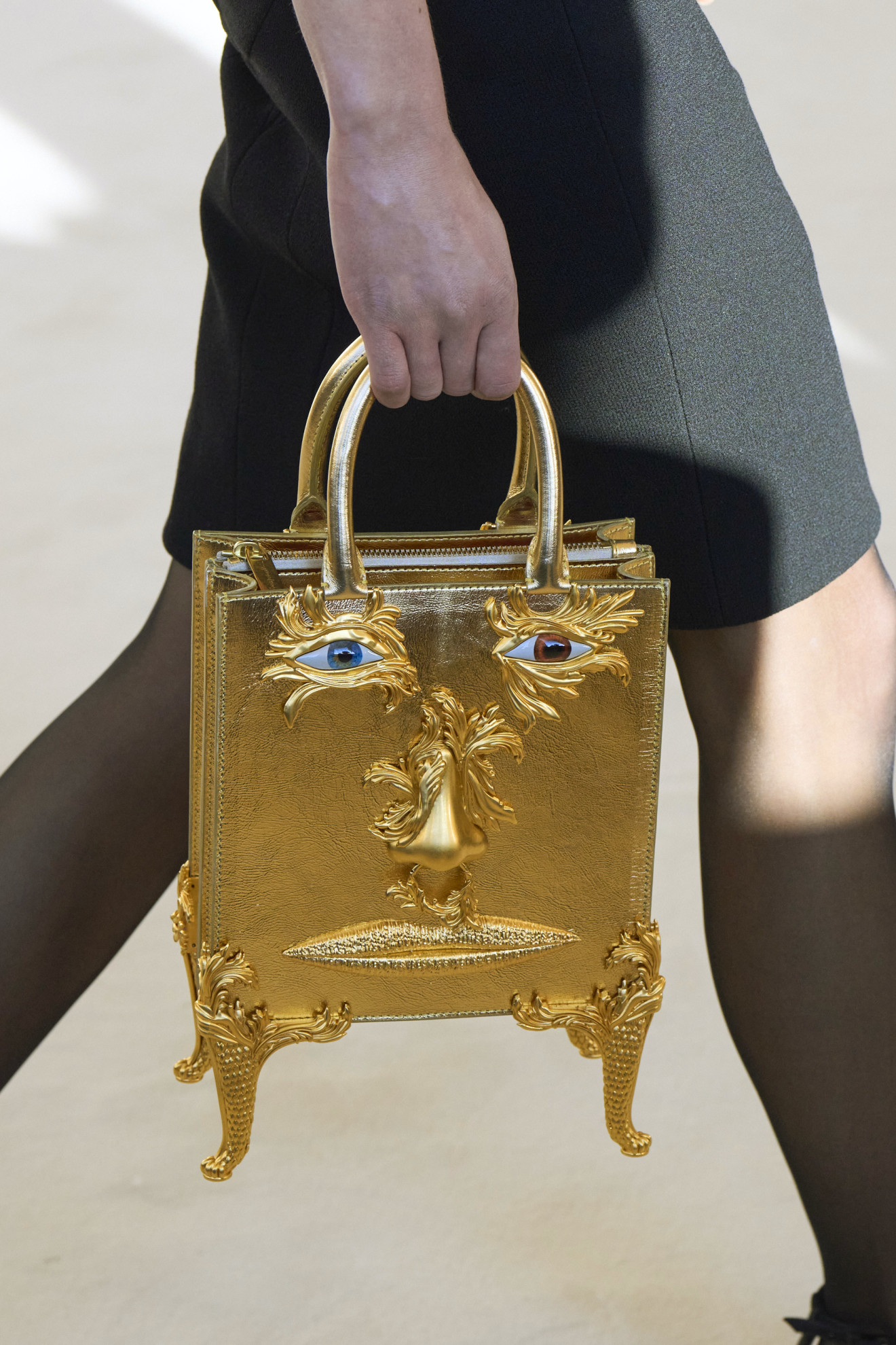 сумка Schiaparelli