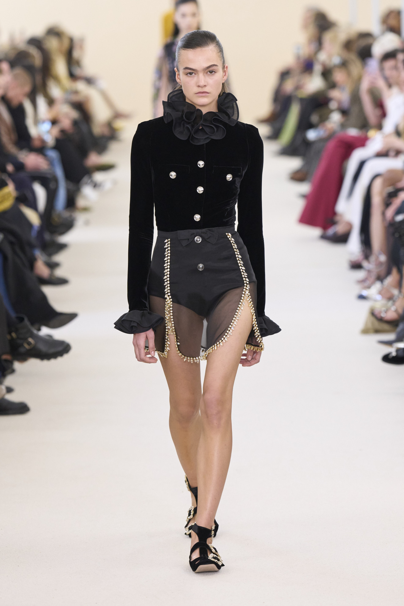 Неделя моды осень-зима 2024