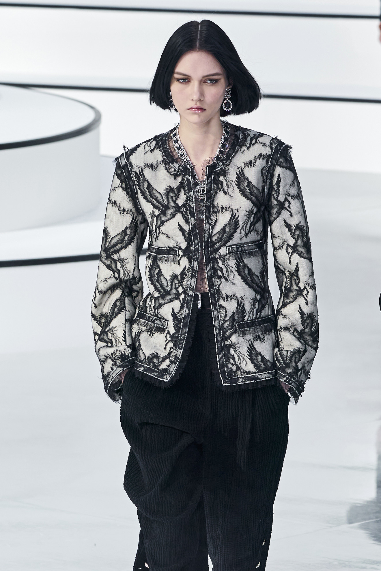 Виржини Виар покидает Chanel