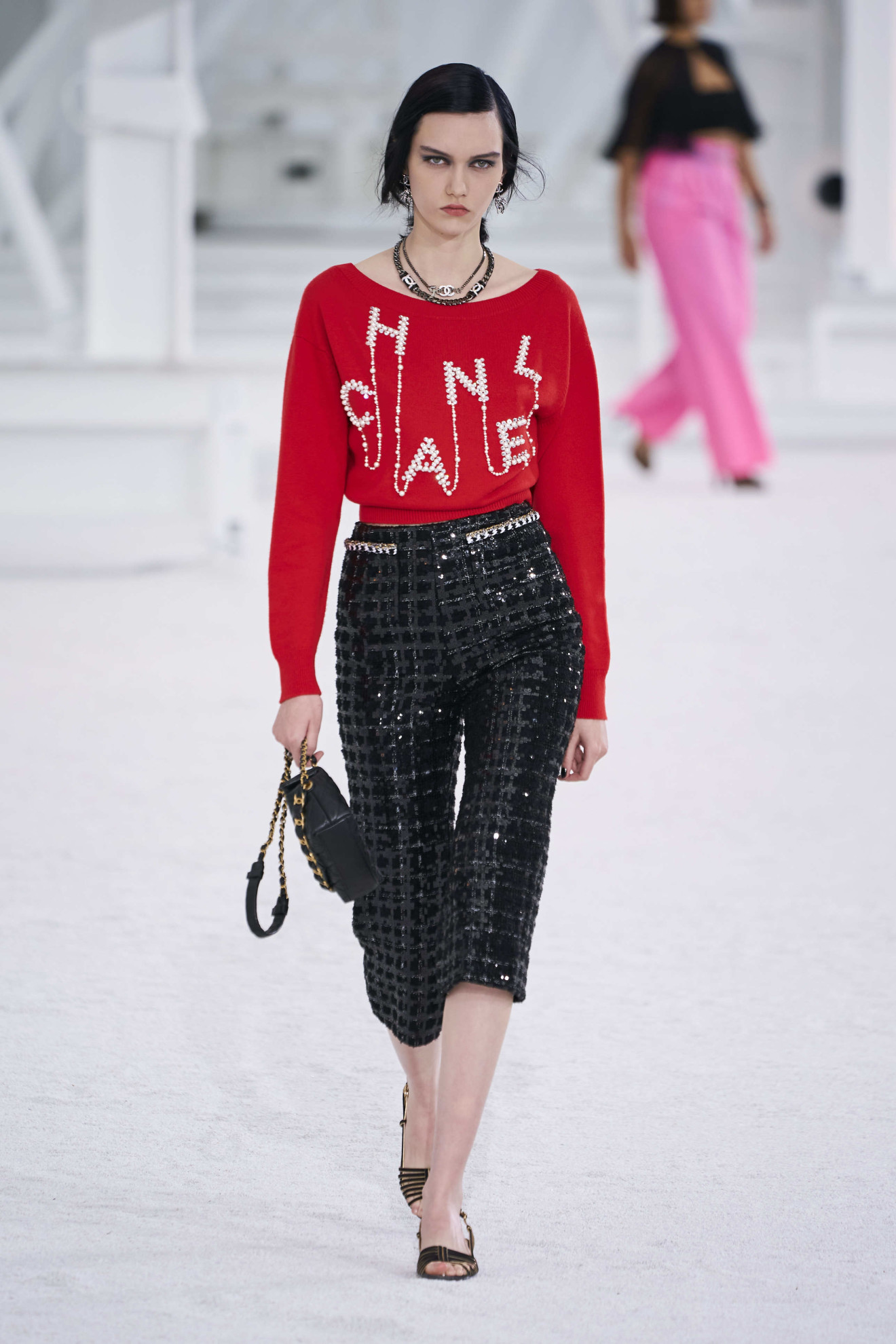 Виржини Виар покидает Chanel
