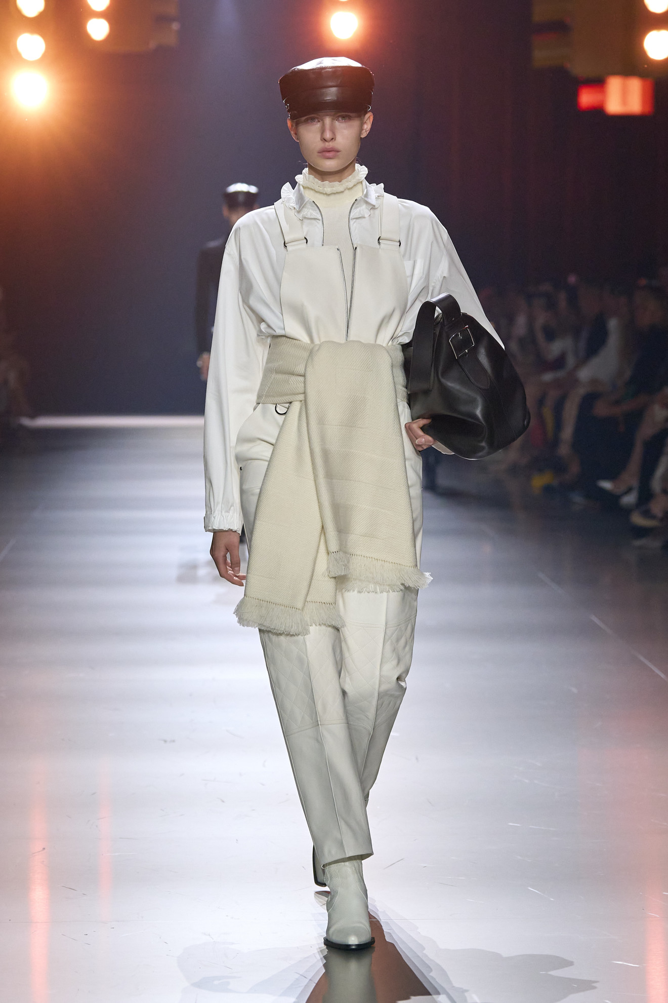 осенне-зимний показ Hermès 2024 