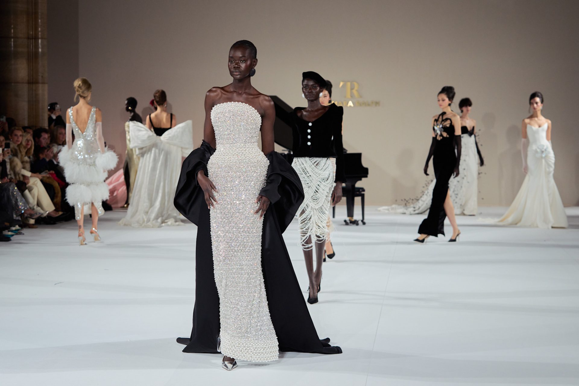 Неделя высокой моды