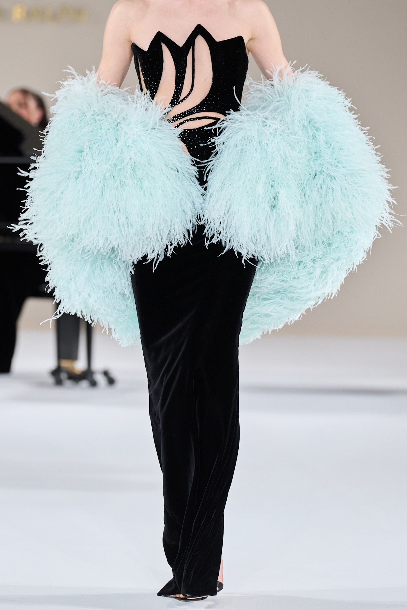 Неделя высокой моды