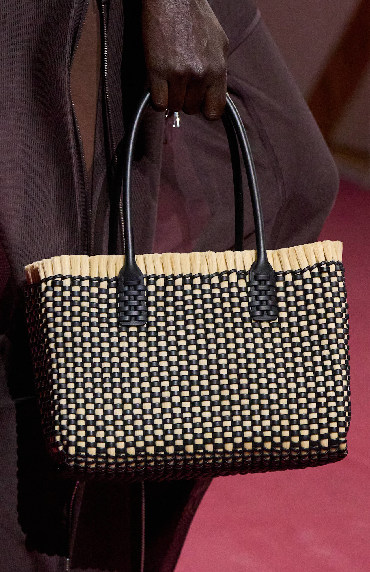 This is it-bags: 2025 жылдың көктем-жаз маусымының ең сәнді сөмкелері