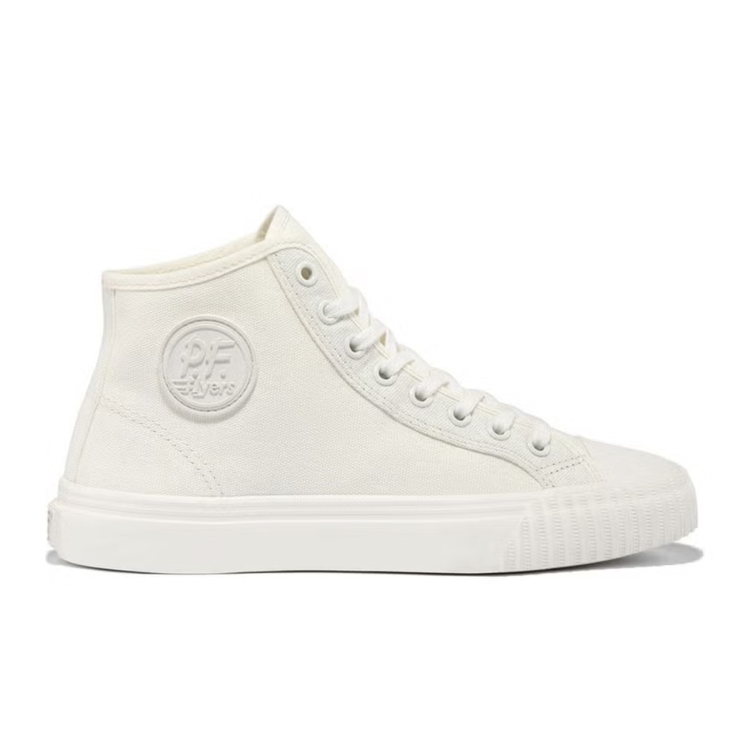 тренды кроссовок 2025 года