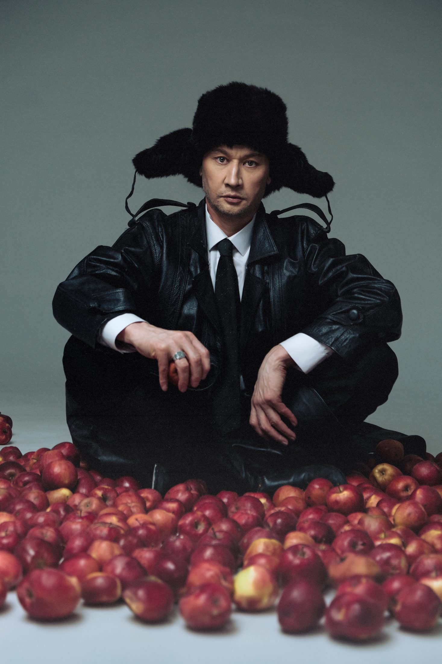 «Дұрыс феминизм түсінігі»: Салтанат Бақаеваның алғашқы продюсерлік жобасы – Zuleikha спектаклі, әйелдердің қоғамдағы орны және актерлік каст жайында