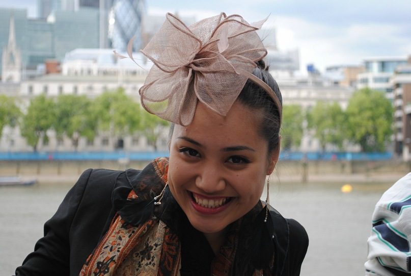 «Жұлдыздар: танымалдыққа дейін және қазір…» Зарина Кармен жас кезіндегі ескі фотосуретін көрсетті