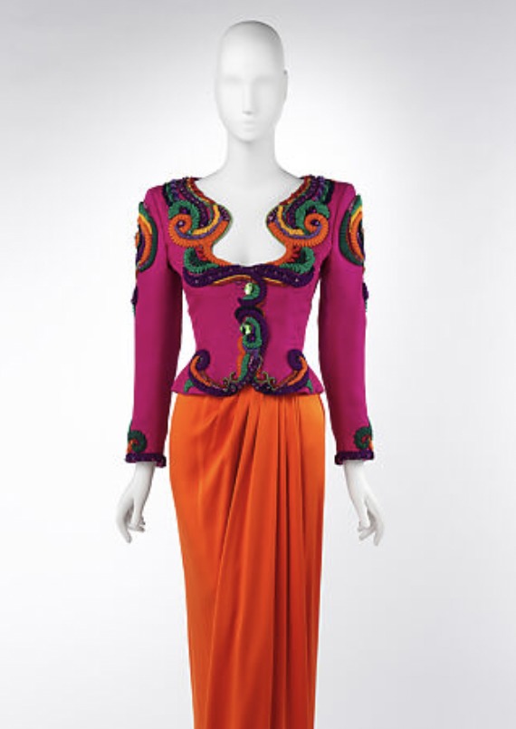 Сұлулық – ұсақ-түйекте: әлемдік дизайнерлер топтамаларындағы қазақ оюлары